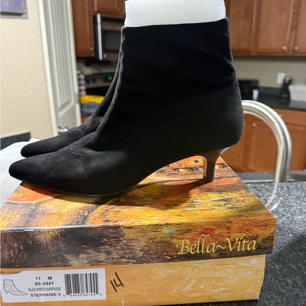 Bella Vita Black Heeled Boots for Women